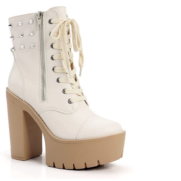 Beige studded heeled ankle boots - Picture 7 of 8